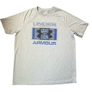 Under Armour Men’s LG Football Field Graphic T-shirt